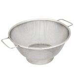 Kuber Industries Small Stainless Steel Colander Strainer Drainer with Handle (Silver), Standard, (49KM0113),20L x 20W x 8H Centimeters